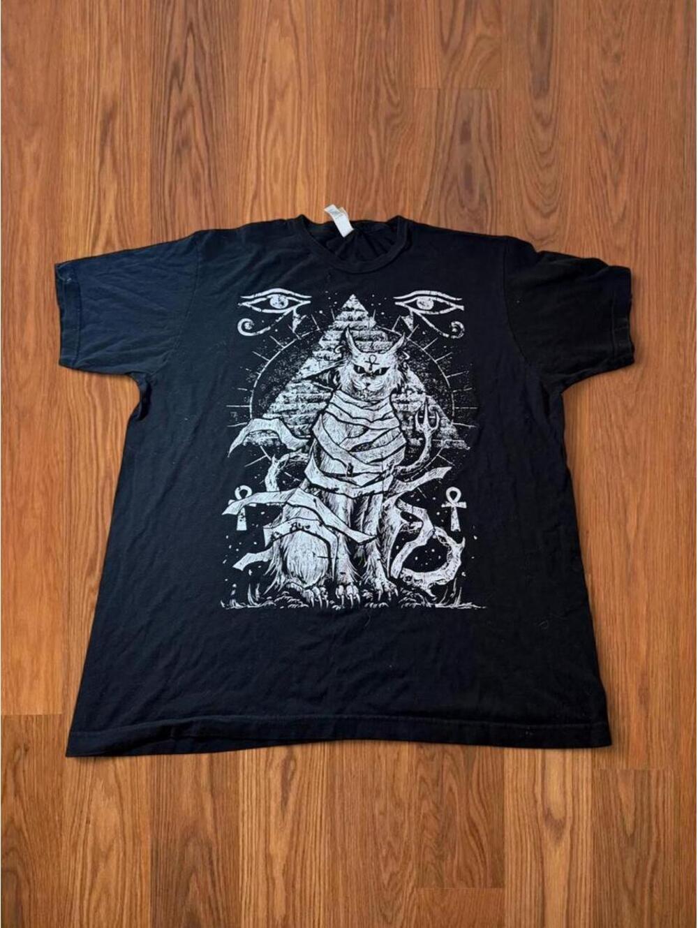 Vampire Freaks Mens Size L Black Graphic T Shirt Cat Symbols Y2K Goth Tultex